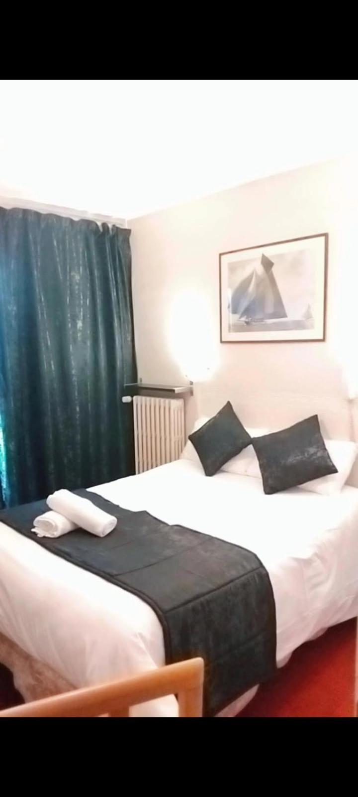 Alexandra Centre Hotel